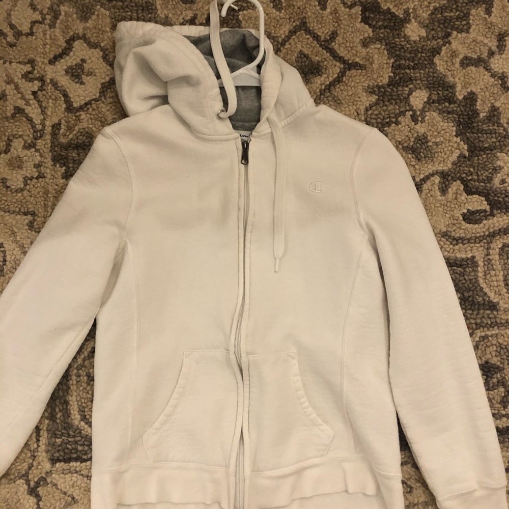 White zip-jacket